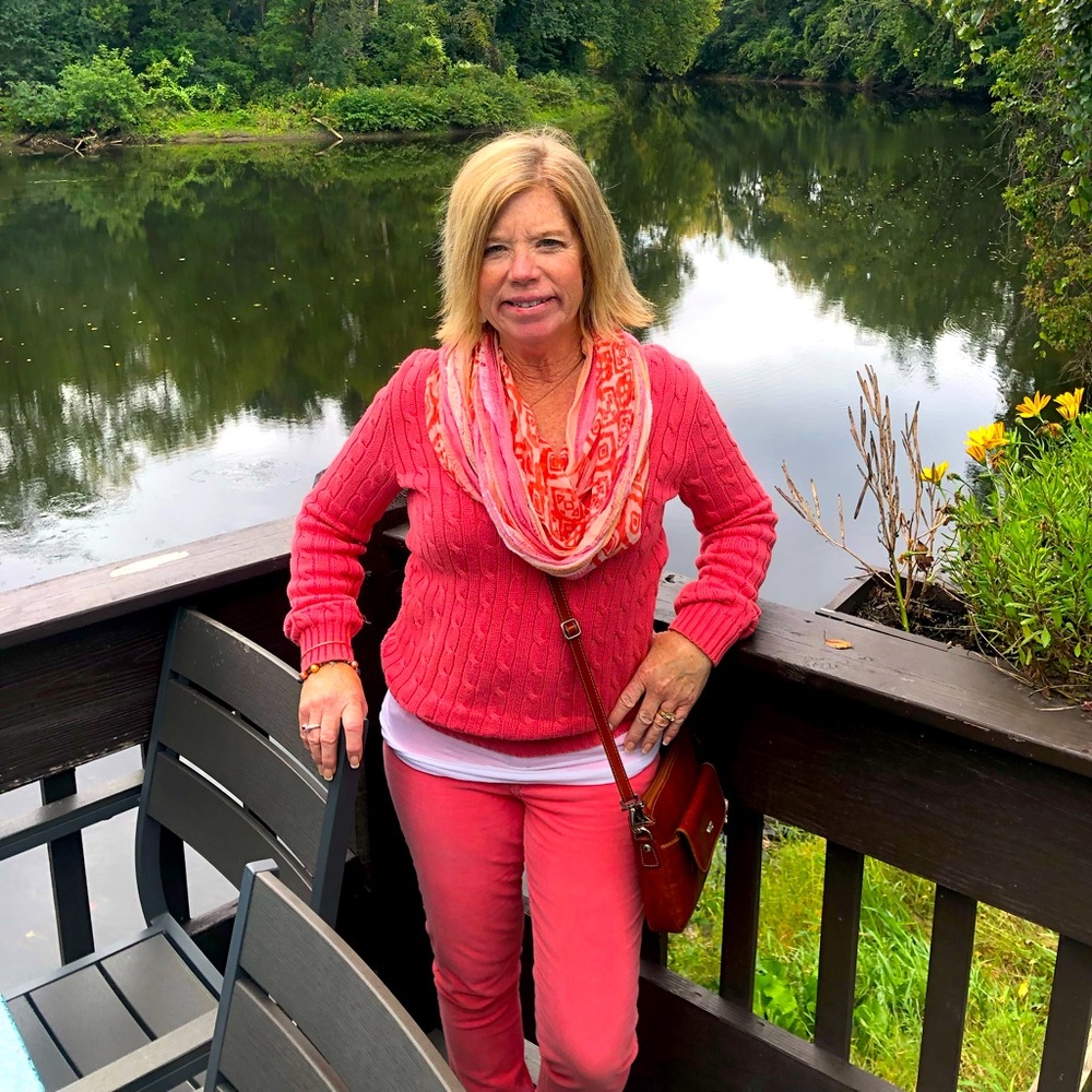 Meet your Posher, Amy